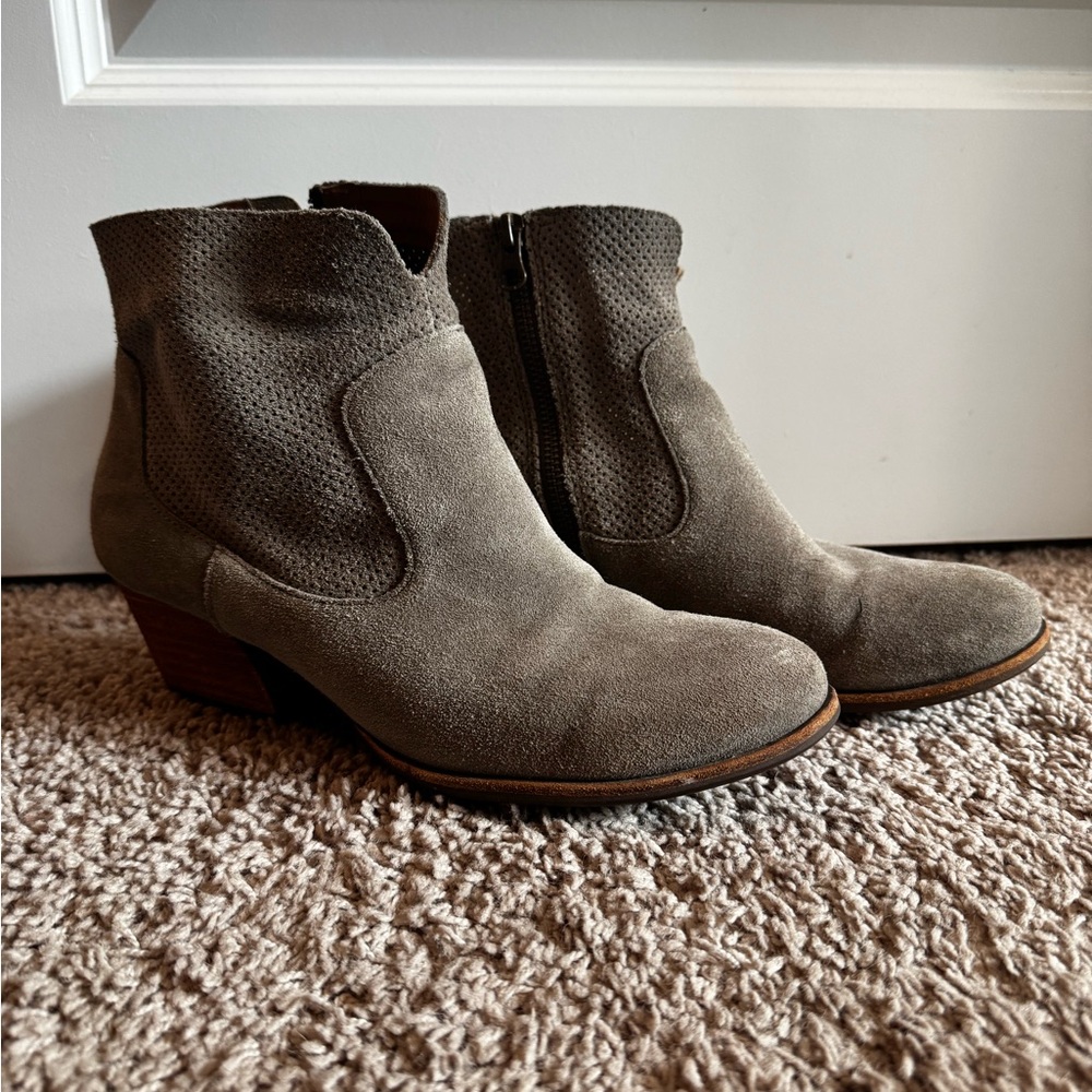 Stylish Taupe Ankle Boots for Women
